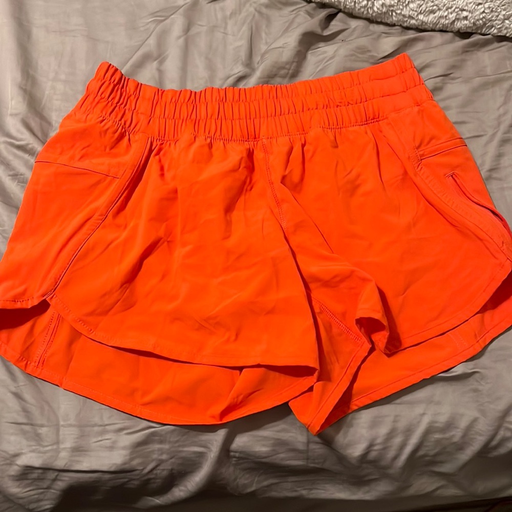 Lululemon tracker shorts size 8